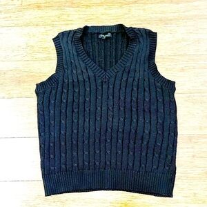 Love Tree Black Cable Knit V-neck Vest. Size Medium